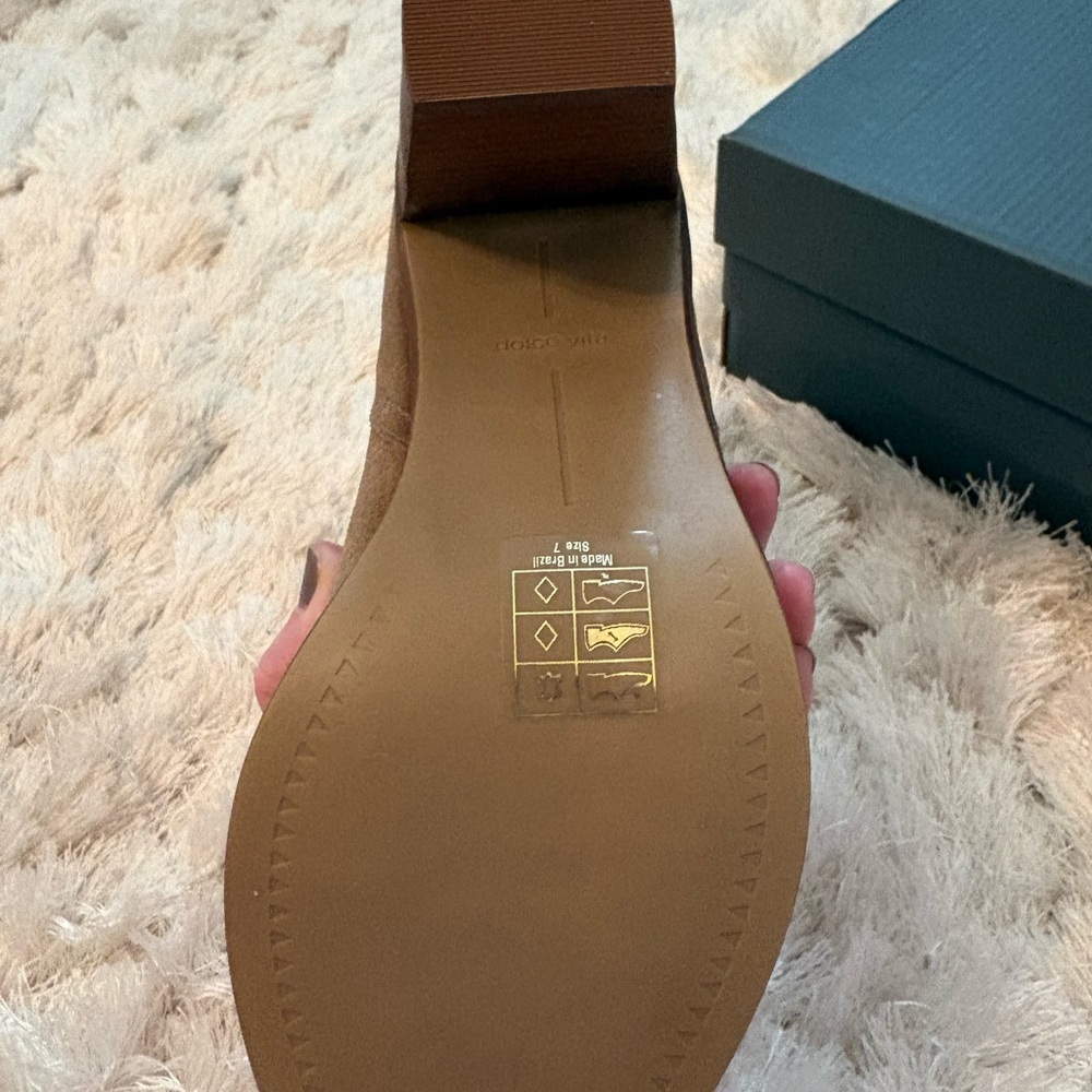 Women's Dolce Vita Tan Ankle Boots - Picture 3 of 5